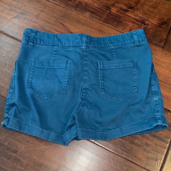Artisan NY blue cargo shorts - Picture 3 of 3